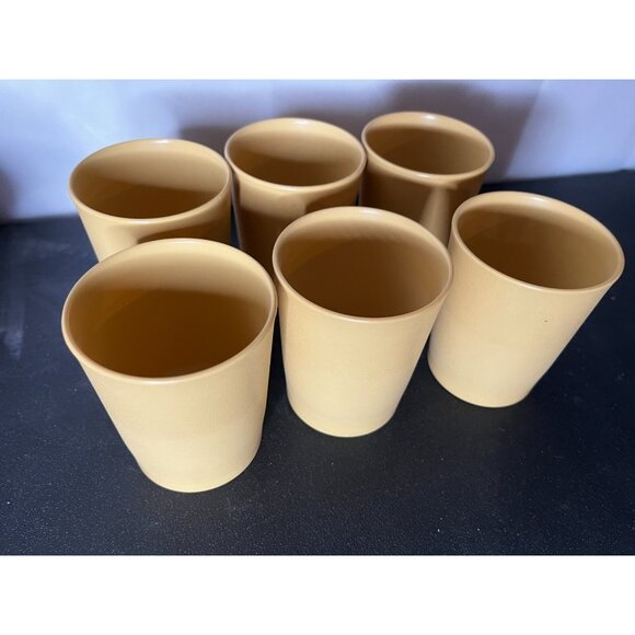Vintage Set of 6 Tupperware White Stacking Small Juice Tumblers Drinking Cups - Picture 1 of 3